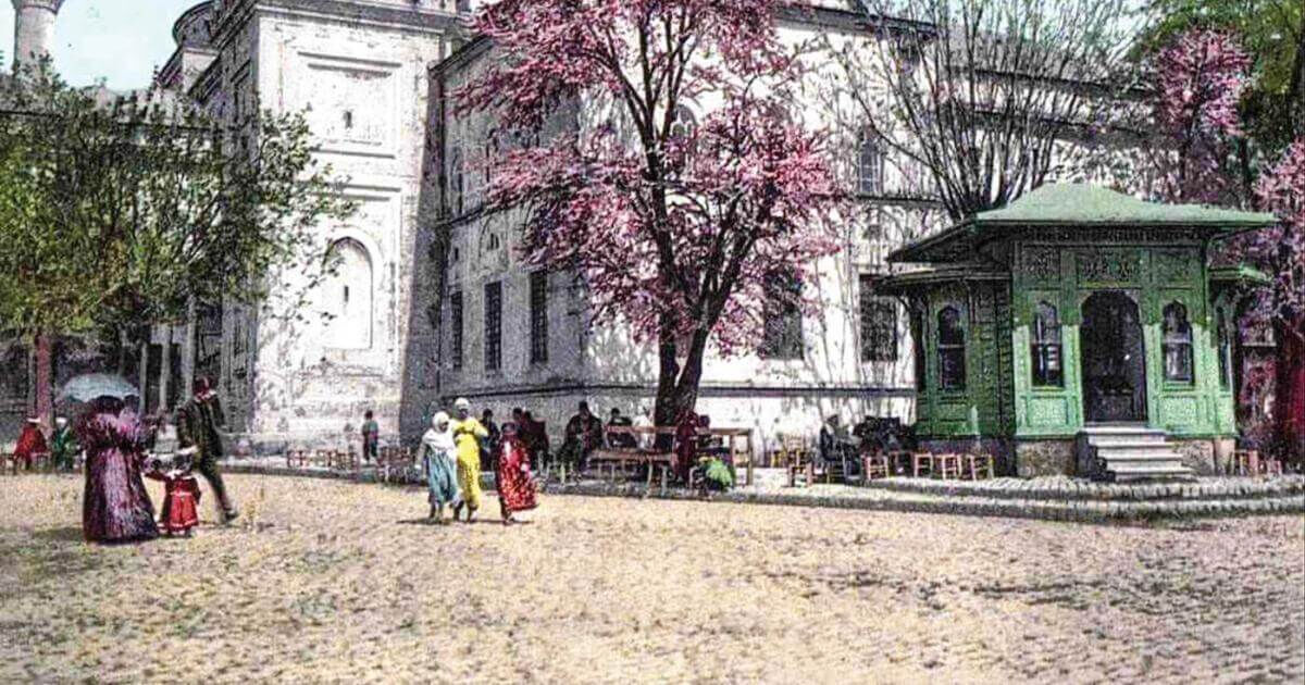 Beşir Ayvazoğlu 'Dersaadet’in Kalbi'ni anlattı: Beyazıt’ı betona boğmak istediler - 3. Resim