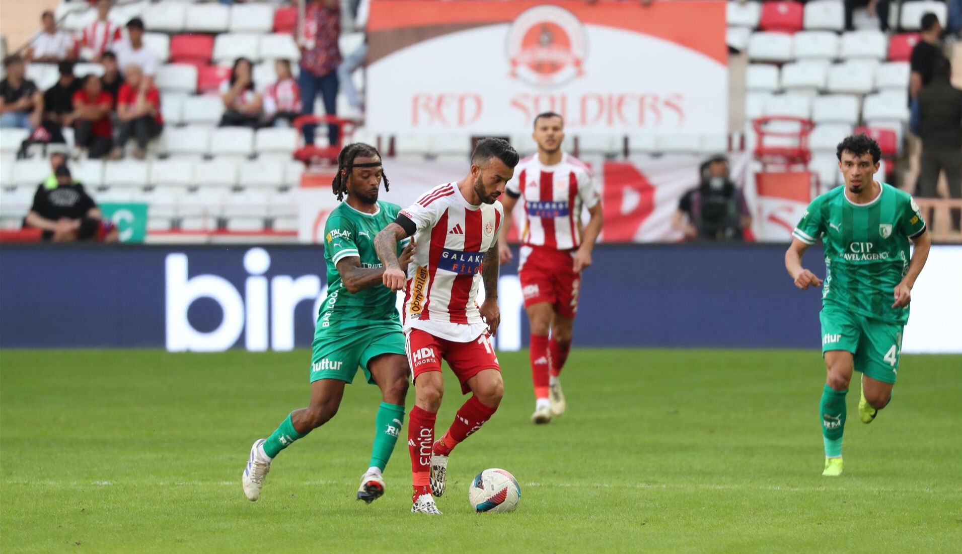 Bodrum FK Antalyaspor maçı hangi kanalda, saat kaçta? Karşılaşmanın hakemi Buğra Taşkınsoy oldu! Bodrum FK Antalyaspor maçı hangi kanalda, saat kaçta? Karşılaşmanın hakemi Buğra Taşkınsoy oldu! - 2. Resim