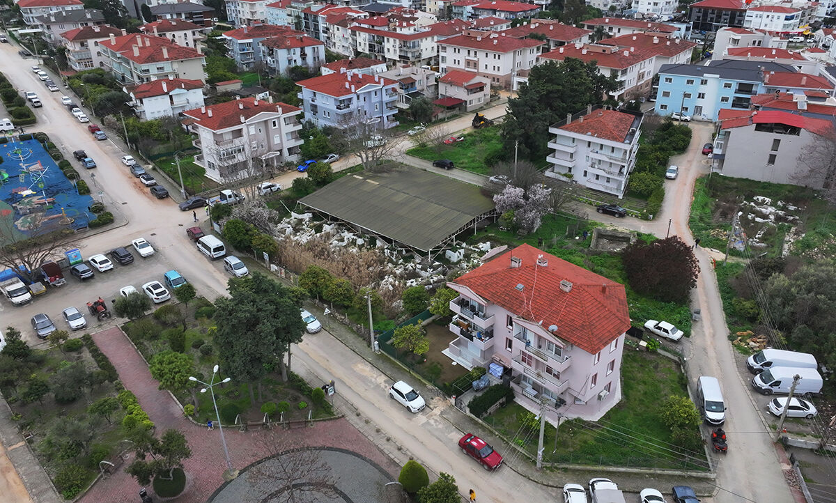 Ege'deki volkanik patlamanın izleri! Santorini'de yaşananların kalıntıları Çeşme'de - 1. Resim
