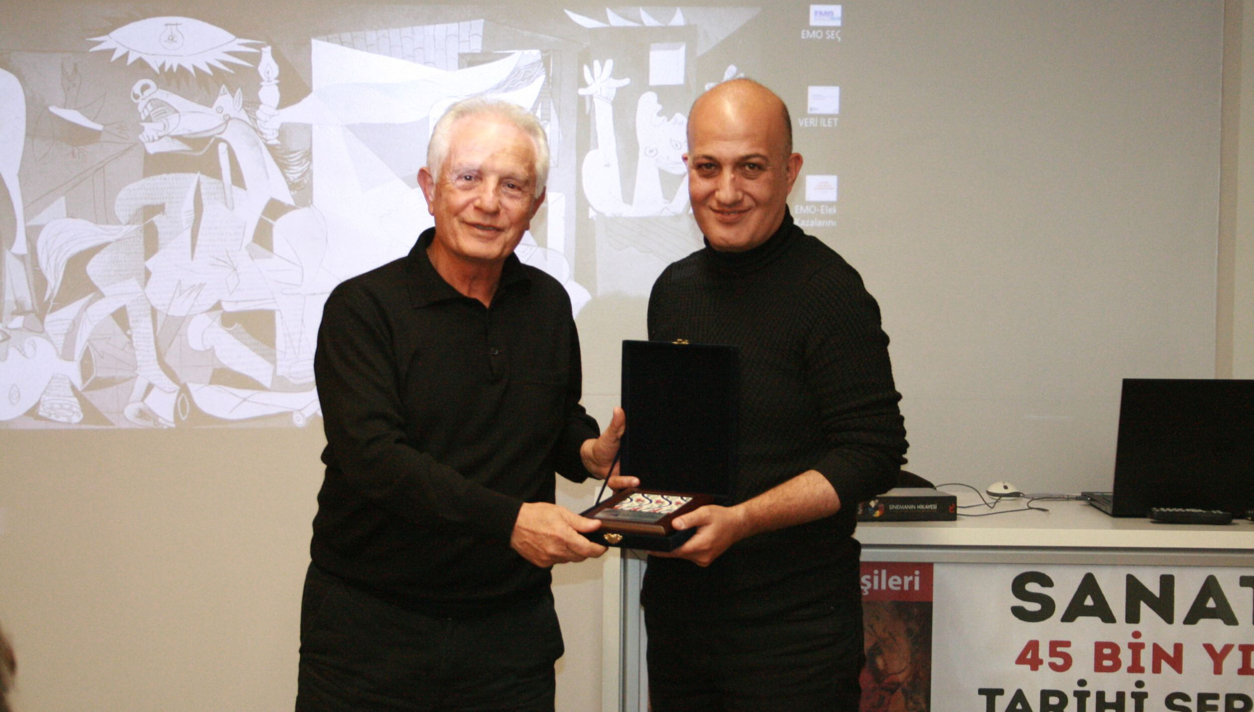 Nedim Serkan Durak öldü mü, ölüm nedeni nedir? Arjantin'de kaybolan oyuncu aranıyordu Nedim Serkan Durak öldü mü, ölüm nedeni nedir? Arjantin'de kaybolan oyuncu aranıyordu - 2. Resim