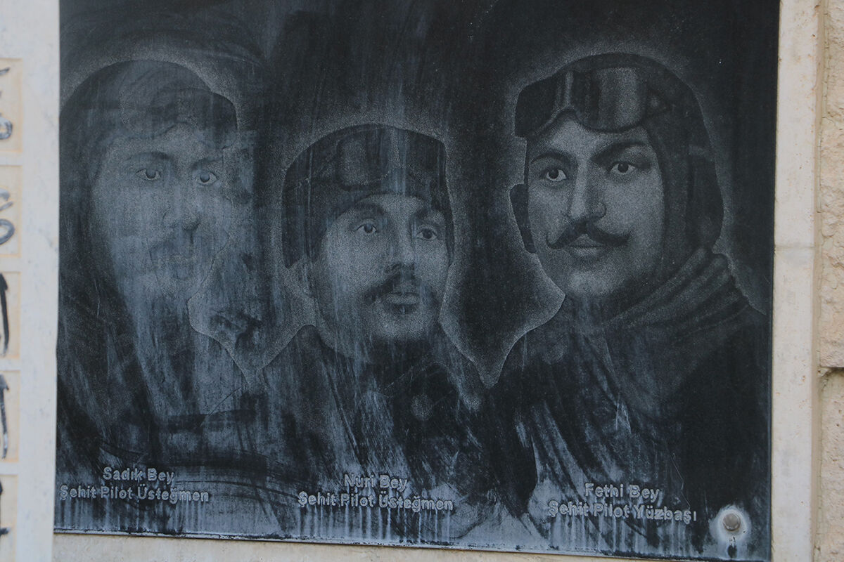 Şam'daki 'ilk Türk Hava Şehitliği'nde yoğunluk! Her gün Osmanlı askerlerine dua ediyorlar - 4. Resim