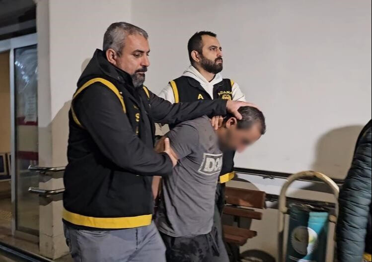 Türkiye'nin konuştuğu hırsız 3 gün AVM havalandırmasında saklanmış - 1. Resim