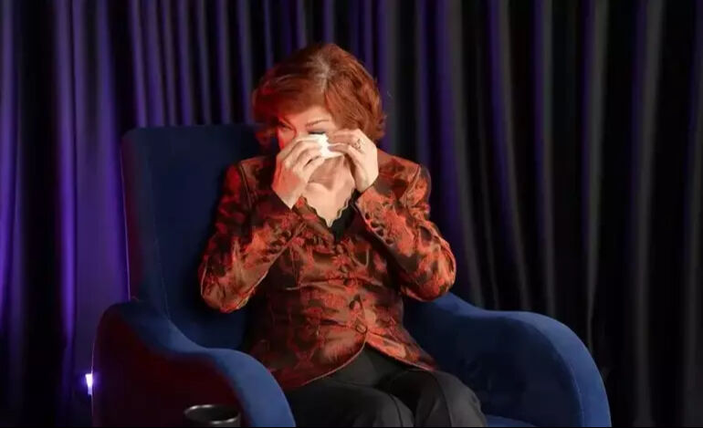 Ünlü sunucu ölümden döndü! Yoğun bakım günlerini gözyaşlarıyla anlattı - 5. Resim