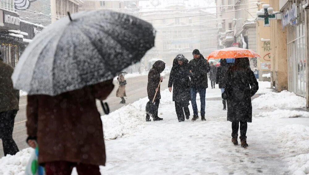 Ankara'ya kar yağacak mı, ne zaman yağacak? Ankara'da okulların tatil olma durumu merak ediliyor! Ankara'ya kar yağacak mı, ne zaman yağacak? Ankara'da okulların tatil olma durumu merak ediliyor! - 2. Resim