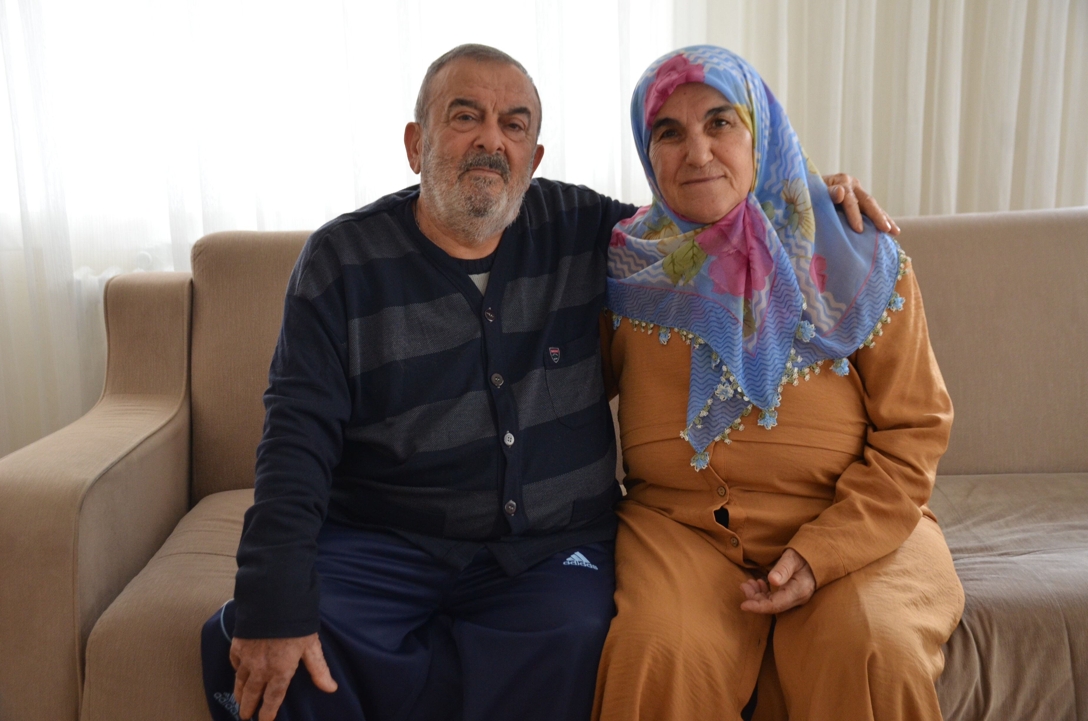 Depremde her şeyini kaybetti! 8 dairesi, 8 dükkanı vardı şimdi kirada oturuyor - 1. Resim