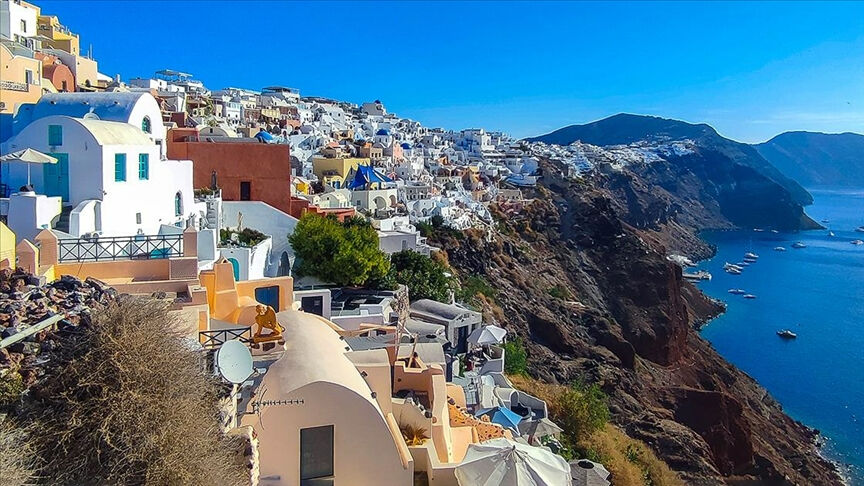 Ege Denizi'ndeki depremler konut piyasasını da vurdu! Volkanik patlama, tsunami derken Santorini Adası'nda ev fiyatları çakıldı - 1. Resim