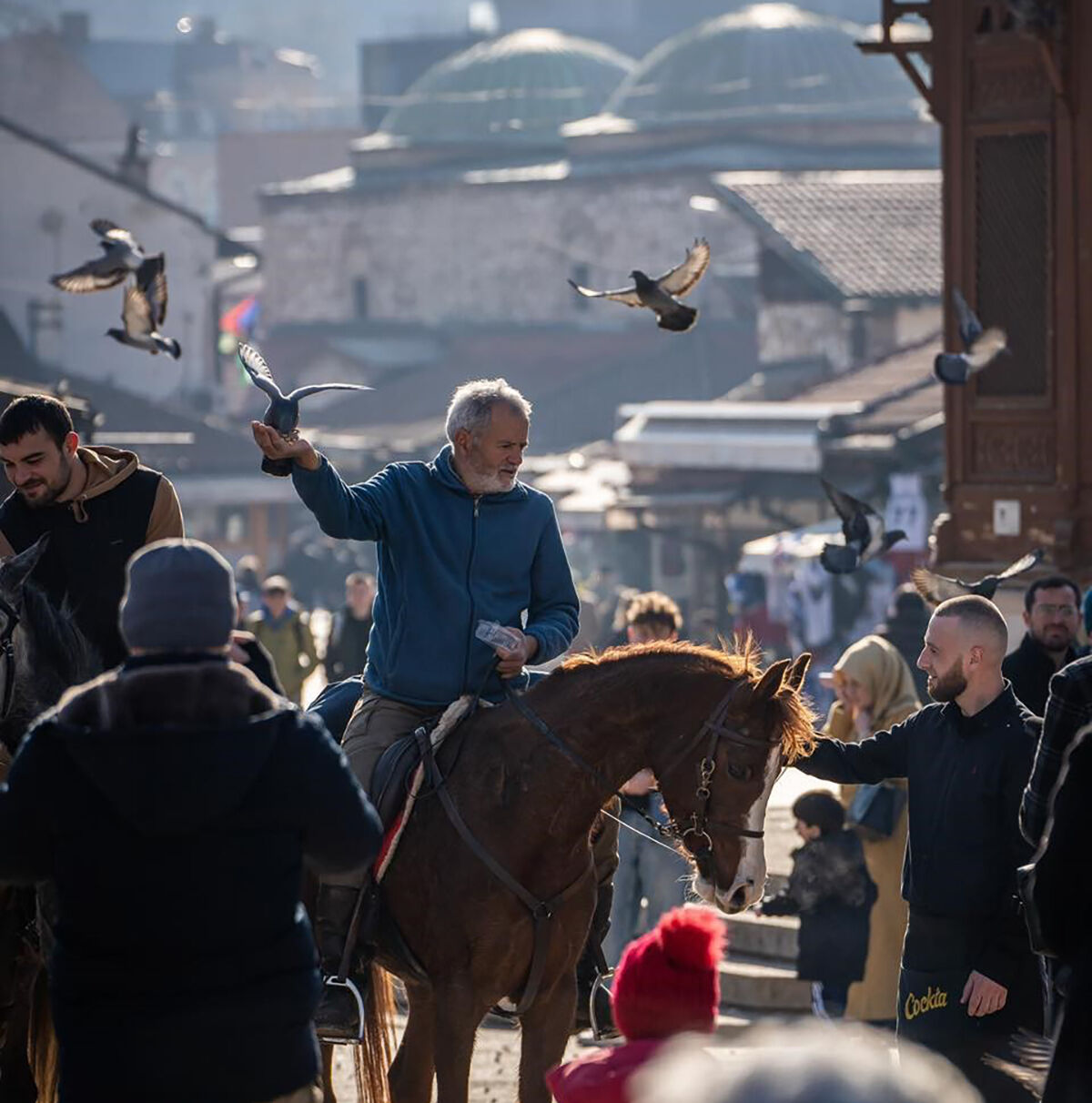 Endülüs'ten Mekke'ye at sırtında hac! İspanya'dan 500 yıl önceki Hicaz yolunu takip eden kafile Saray Bosna'ya ulaştı Endülüs'ten Mekke'ye at sırtında hac! İspanya'dan 500 yıl önceki Hicaz yolunu takip eden kafile Saray Bosna'ya ulaştı - 3. Resim