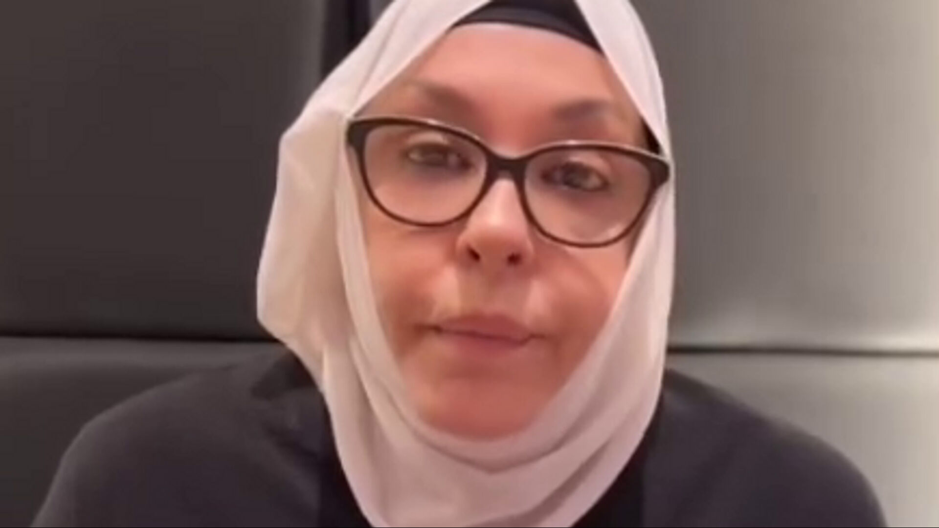 Ferdi Tayfur'un eski eşi Necla Nazır hastaneye kaldırıldı! Görüntüsü üzdü! Sebebi ortaya çıktı Ferdi Tayfur'un eski eşi Necla Nazır hastaneye kaldırıldı! Görüntüsü üzdü! Sebebi ortaya çıktı - 5. Resim