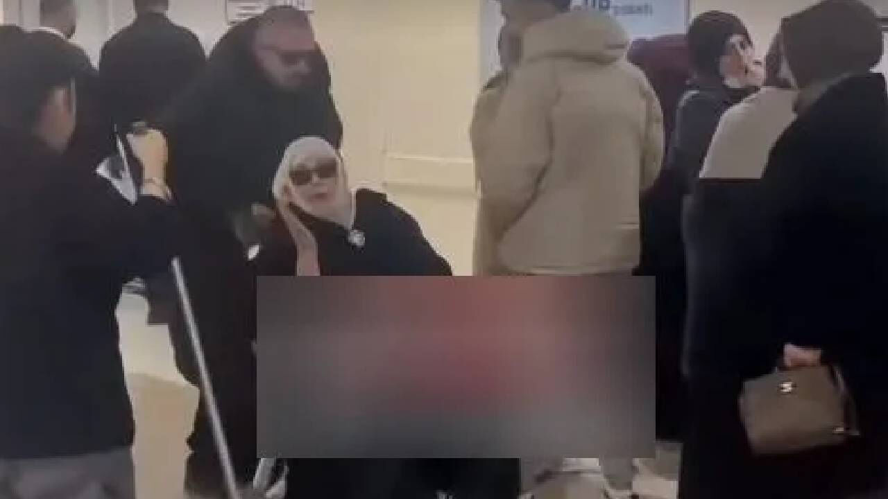 Ferdi Tayfur'un eski eşi Necla Nazır hastaneye kaldırıldı! Görüntüsü üzdü! Sebebi ortaya çıktı Ferdi Tayfur'un eski Necla Nazır hastaneye kaldırıldı! Görüntüsü üzdü - 4. Resim