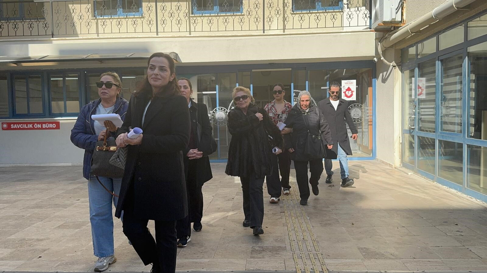 Ferdi Tayfur'un ilk ve tek resmi nikahlı eşi ortaya çıktı! Dikkat çeken açıklamalar yaptı Ferdi Tayfur'un ilk ve tek resmi nikahlı eşi ortaya çıktı! Dikkat çeken açıklamalar yaptı - 4. Resim