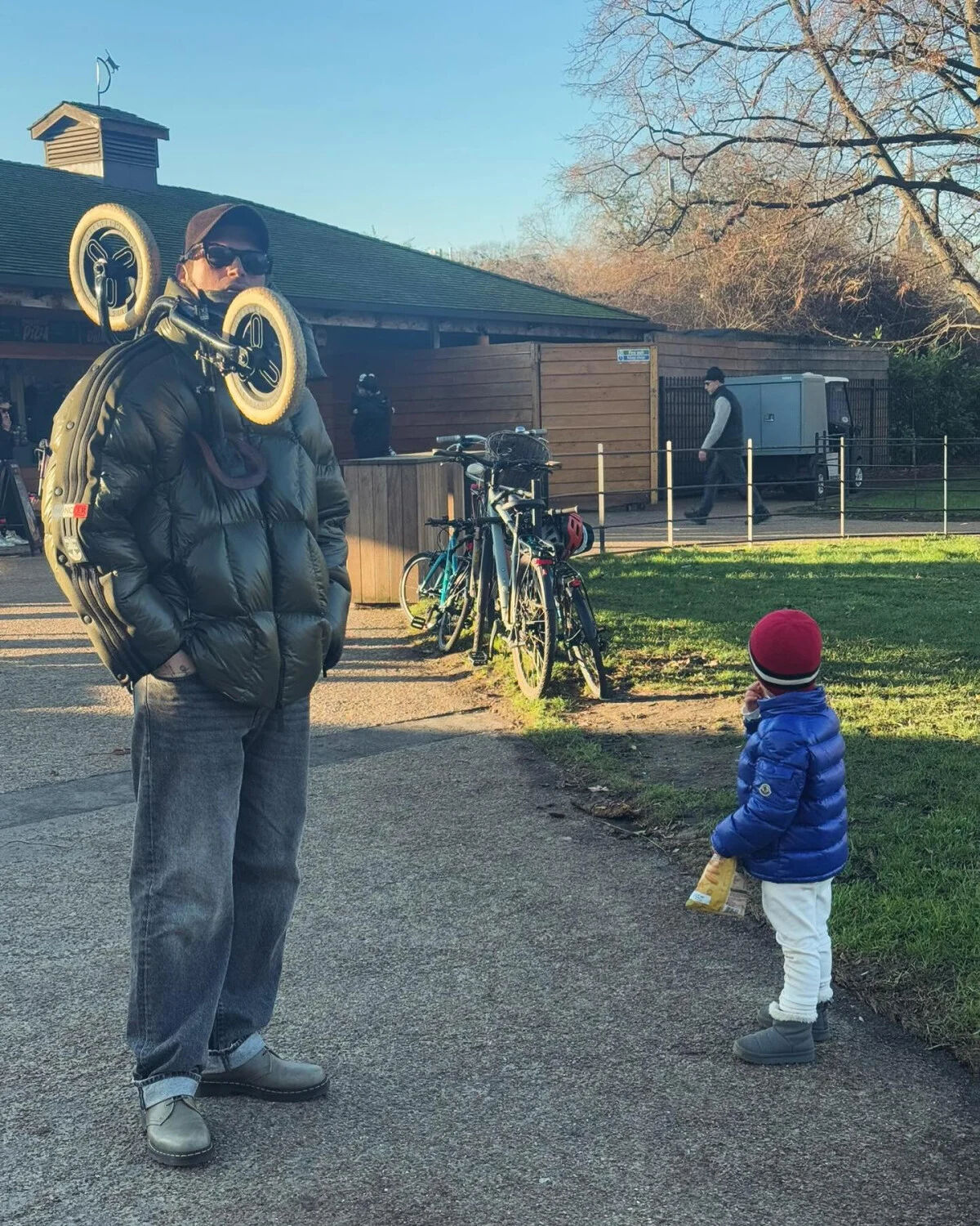 Kıvanç Tatlıtuğ gözlerden uzak büyüttüğü oğlu Kurt Efe'yi paylaştı! Sosyal medyada yorum yağdı - 3. Resim