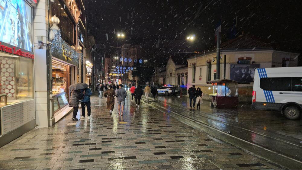Meteoroloji İstanbul için uyardı! Kar teğet geçti, bugüne dikkat Meteoroloji İstanbul için uyardı! Kar teğet geçti, bugüne dikkat - 2. Resim