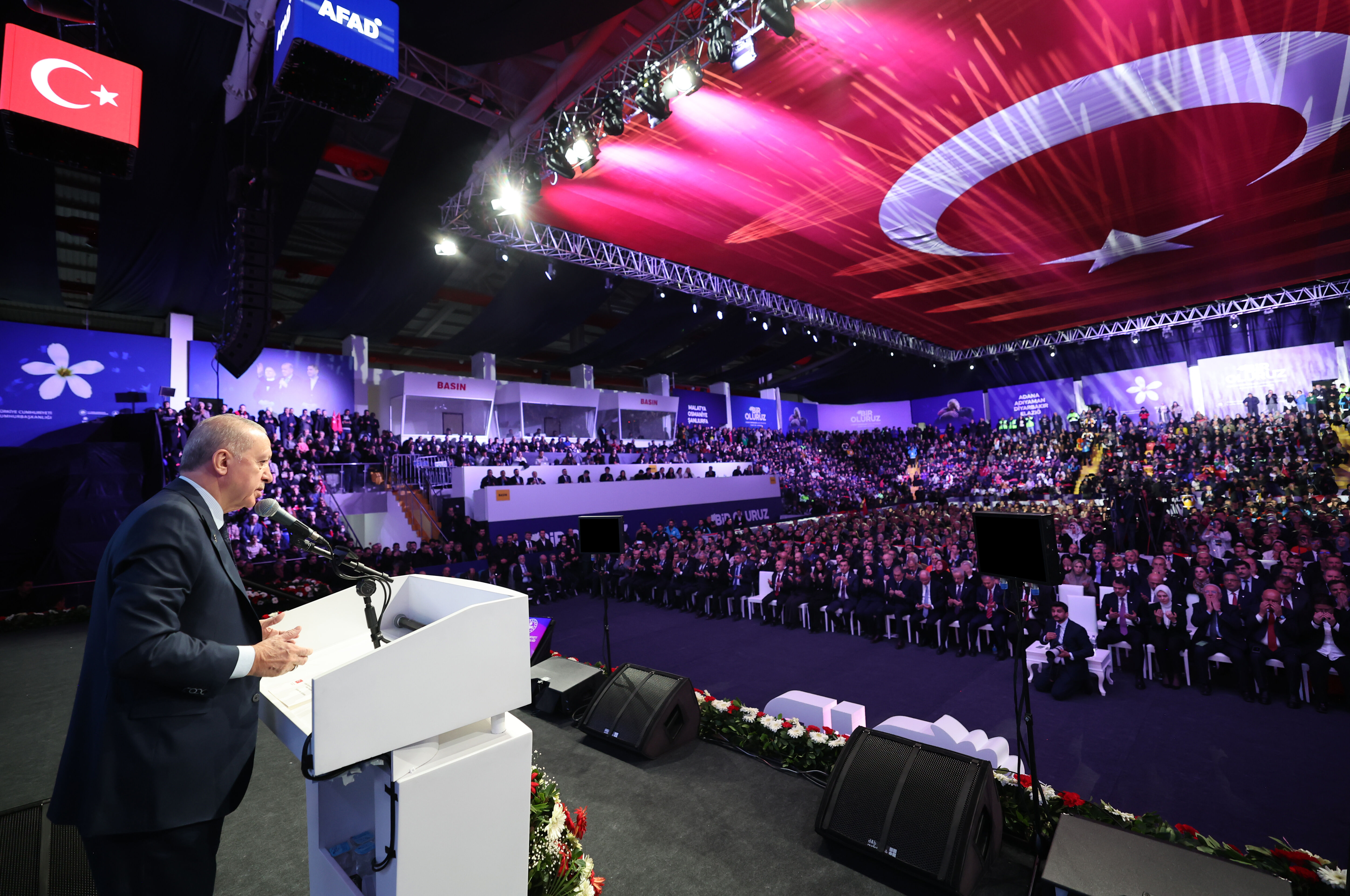 Yeni bir ülke inşa ediyoruz! Erdoğan duyurdu: Evi olmayan tek kişi bile kalmayacak - 2. Resim