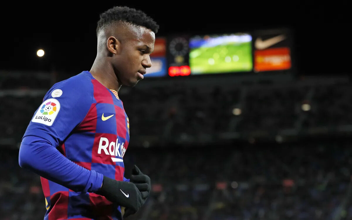 Barcelona'nın yıldız oyuncusu siyah-beyazlı formaya yakın! Beşiktaş'tan yılın hamlesi - 2. Resim