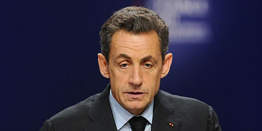 Eski cumhurbaşkanına elektronik kelepçe taktılar Eski cumhurbaşkanına elektronik kelepçe taktılar - 2. Resim