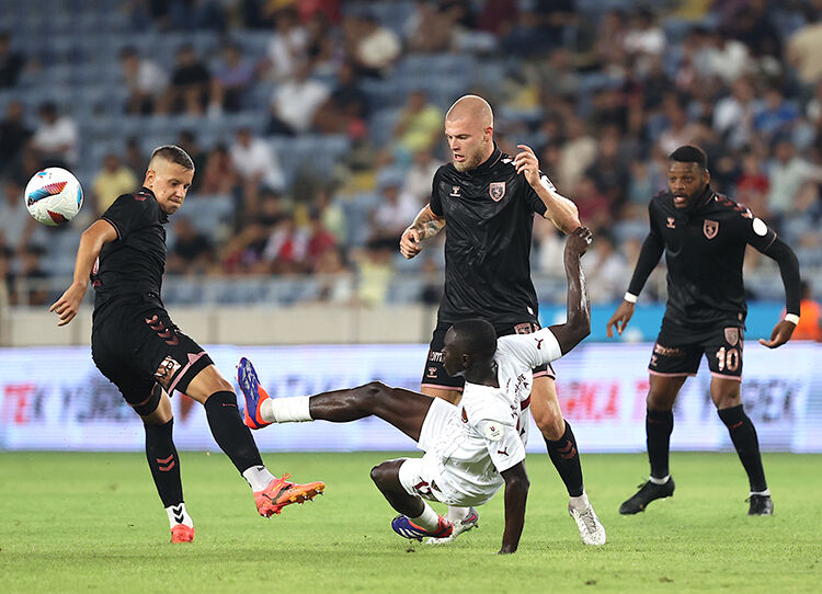 Maçın hakemi Alper Akarsu oldu! Samsunspor - Hatayspor maçı hangi kanalda, ne zaman, saat kaçta? - 2. Resim