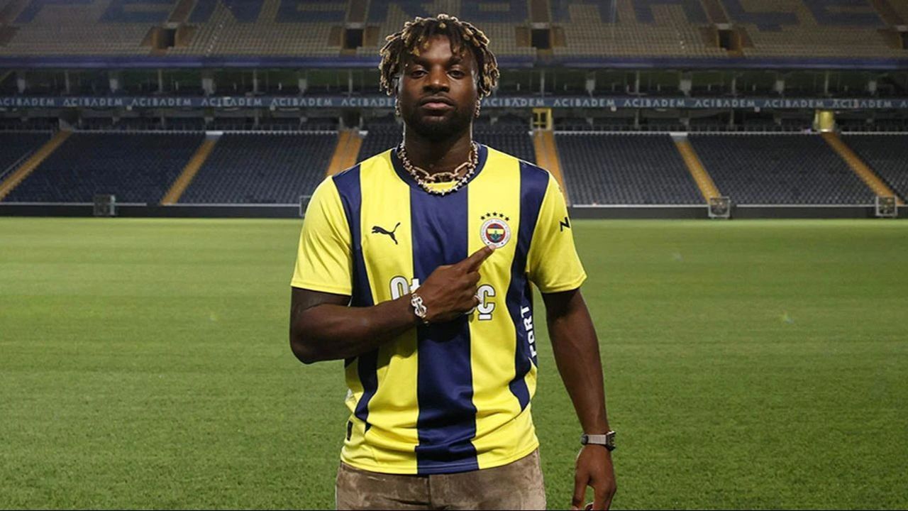 Napoli&#039;ye transferi son anda iptal olmuştu! Allan Saint-Maximin&#039;den çarpıcı paylaşım