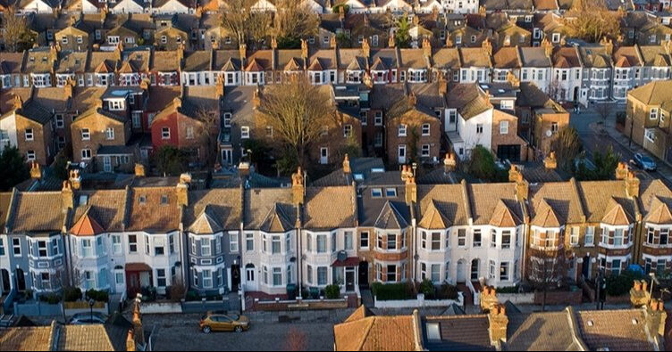 Damga vergisi artışı öncesi piyasa tavan yaptı: İngiltere’de konut fiyatları rekor seviyede - 2. Resim