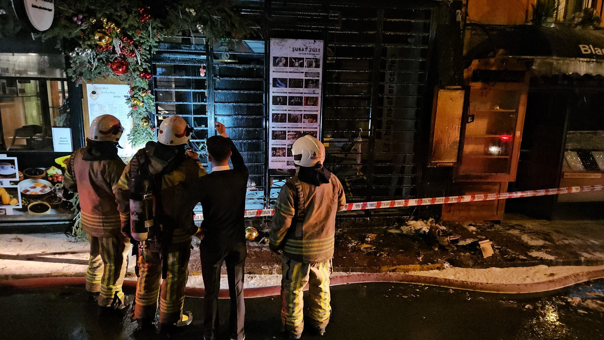 İstanbul'da korkutan otel yangını! Ekipler anında müdahale etti - 1. Resim