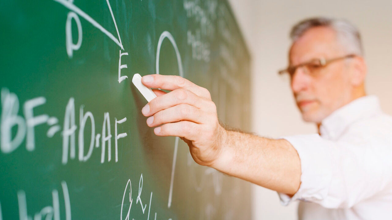 MEB AGS ne zaman 2025? Öğretmen adaylarının gireceği Akademi Giriş Sınavı soru dağılımı belli oldu MEB AGS ne zaman 2025? Öğretmen adaylarının gireceği Akademi Giriş Sınavı soru dağılımı belli oldu - 4. Resim