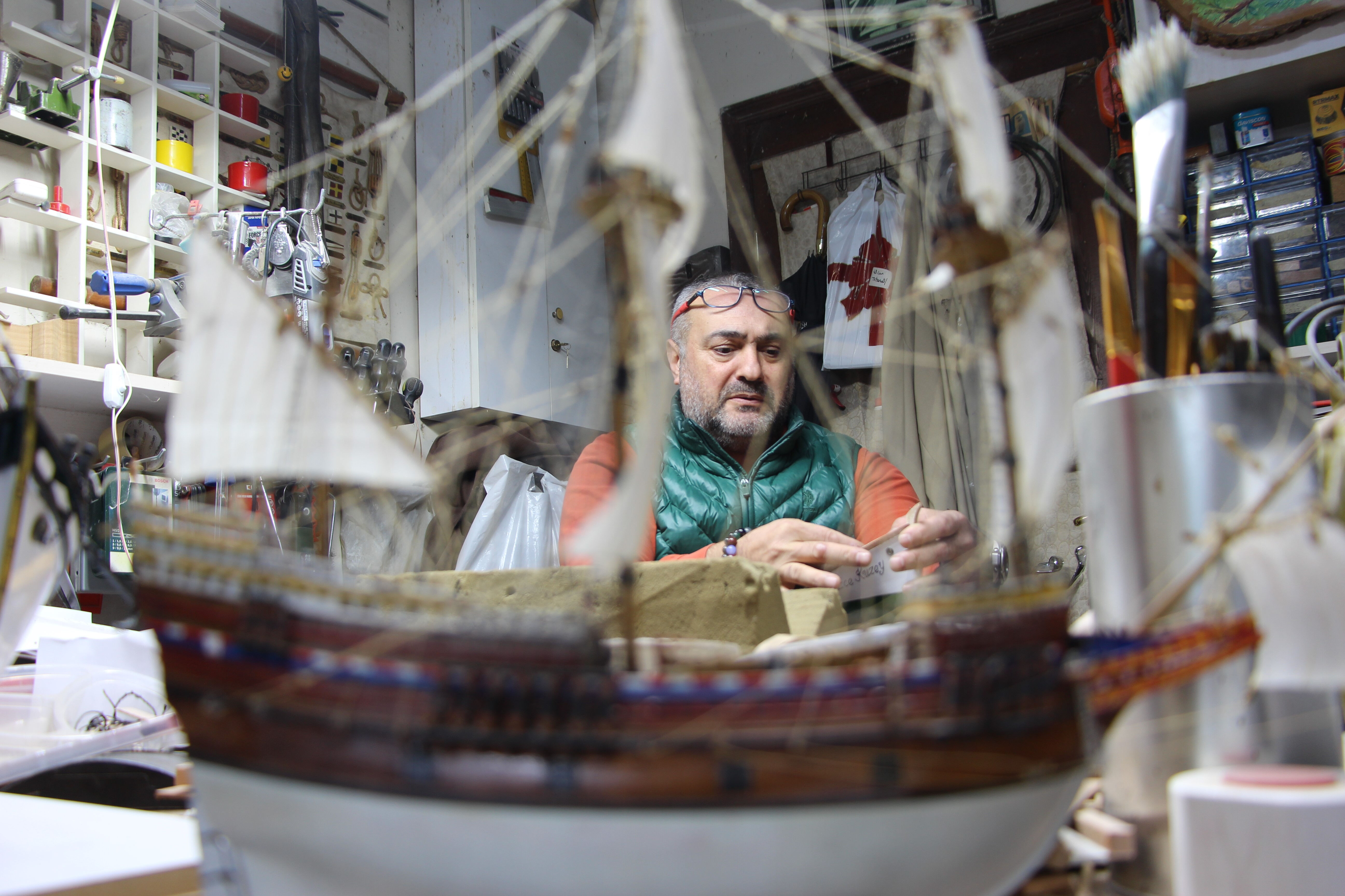 40 metrelik dükkanda Amerika'ya satış yapıyor! Ahşaptan üretip fiyatı kendi belirliyor - 2. Resim