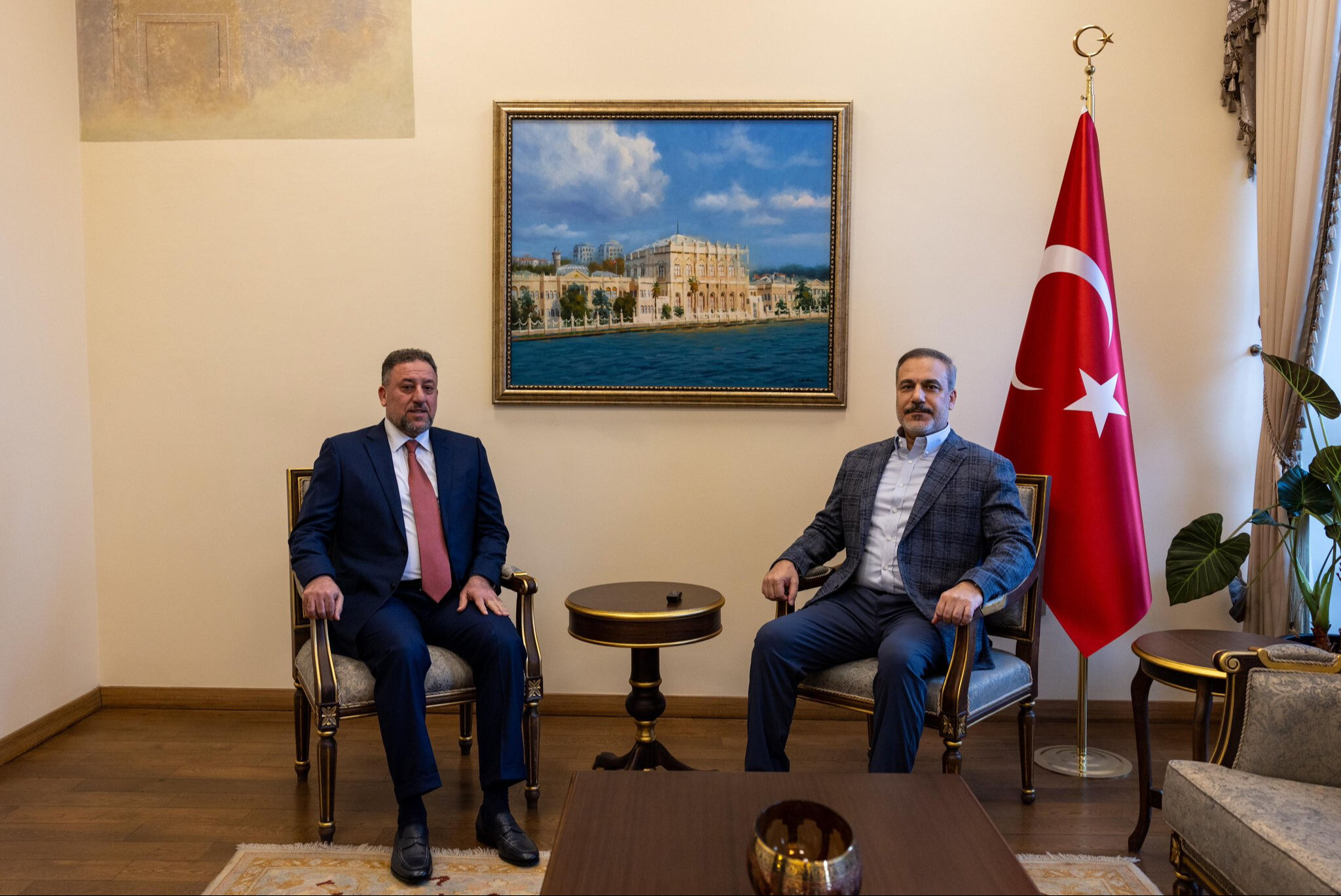 Bakan Fidan'dan diplomasi trafiği! Kritik görüşmeyi yaptı Bakan Fidan diplomasi trafiğini sürdürüyor - 1. Resim