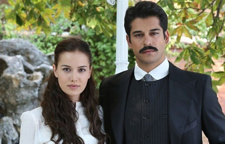 Burak Özçivit'in yeni tarzı sosyal medyanın diline fena düştü! Gören yoruma sarıldı Burak Özçivit'in yeni tarzı sosyal medyanın diline fena düştü! Gören yoruma sarıldı - 1. Resim