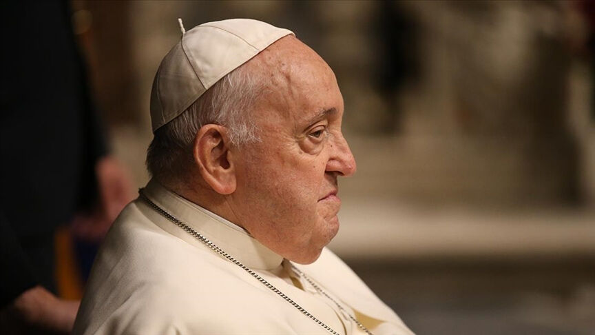 Papa Francis ayin sırasında fenalaştı! Nefesi kesildi, konuşmasını tamamlayamadı Papa Francis'in ayin sırasında fenalaştı! Nefesi kesildi, konuşmasını tamamlayamadı - 2. Resim