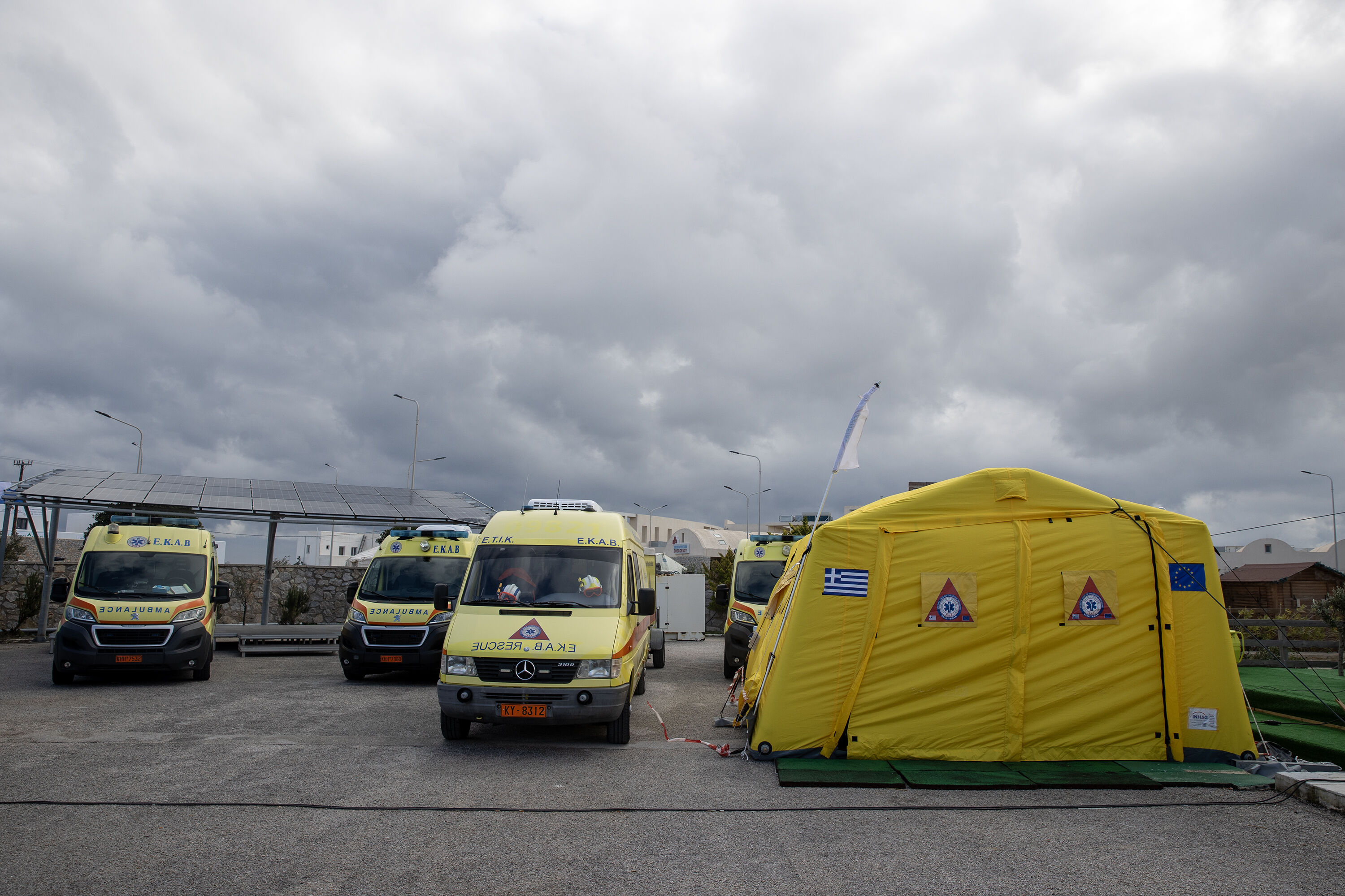 Santorini'de önlemler artırılıyor! Ek sismograflar yerleştirildi, lojistik merkez oluşturuldu - 2. Resim