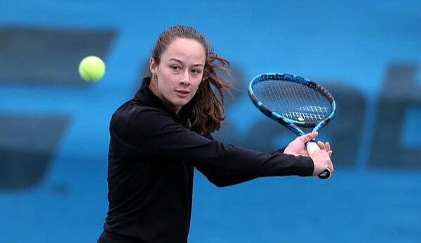Tenisçi Zeynep Sönmez kimdir, kaç yaşında, nereli? WTA Doha 1000 turnuvasına ilk turda veda etti - 2. Resim