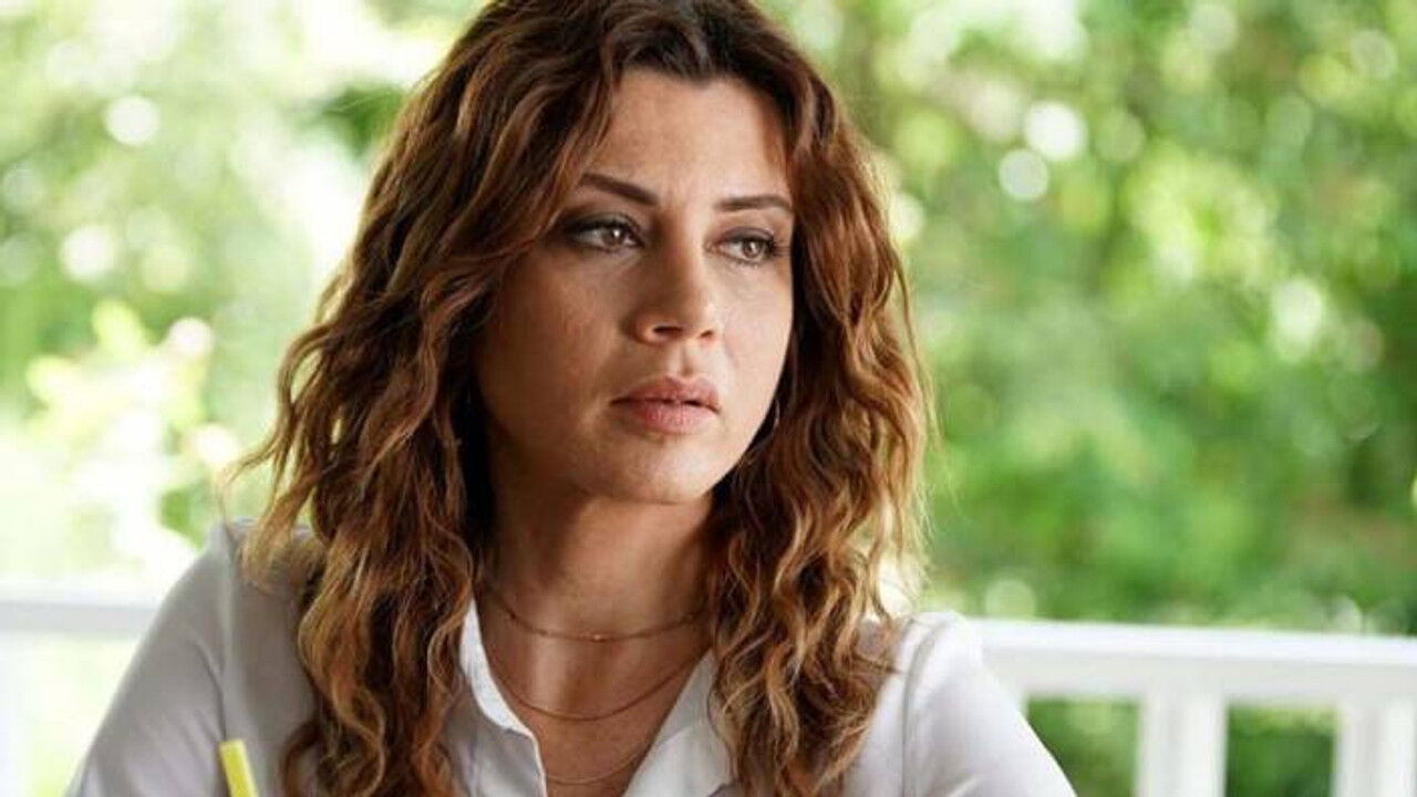 Ünlü oyuncu Gökçe Bahadır'ın yeni mesleği şoke etti! - 3. Resim