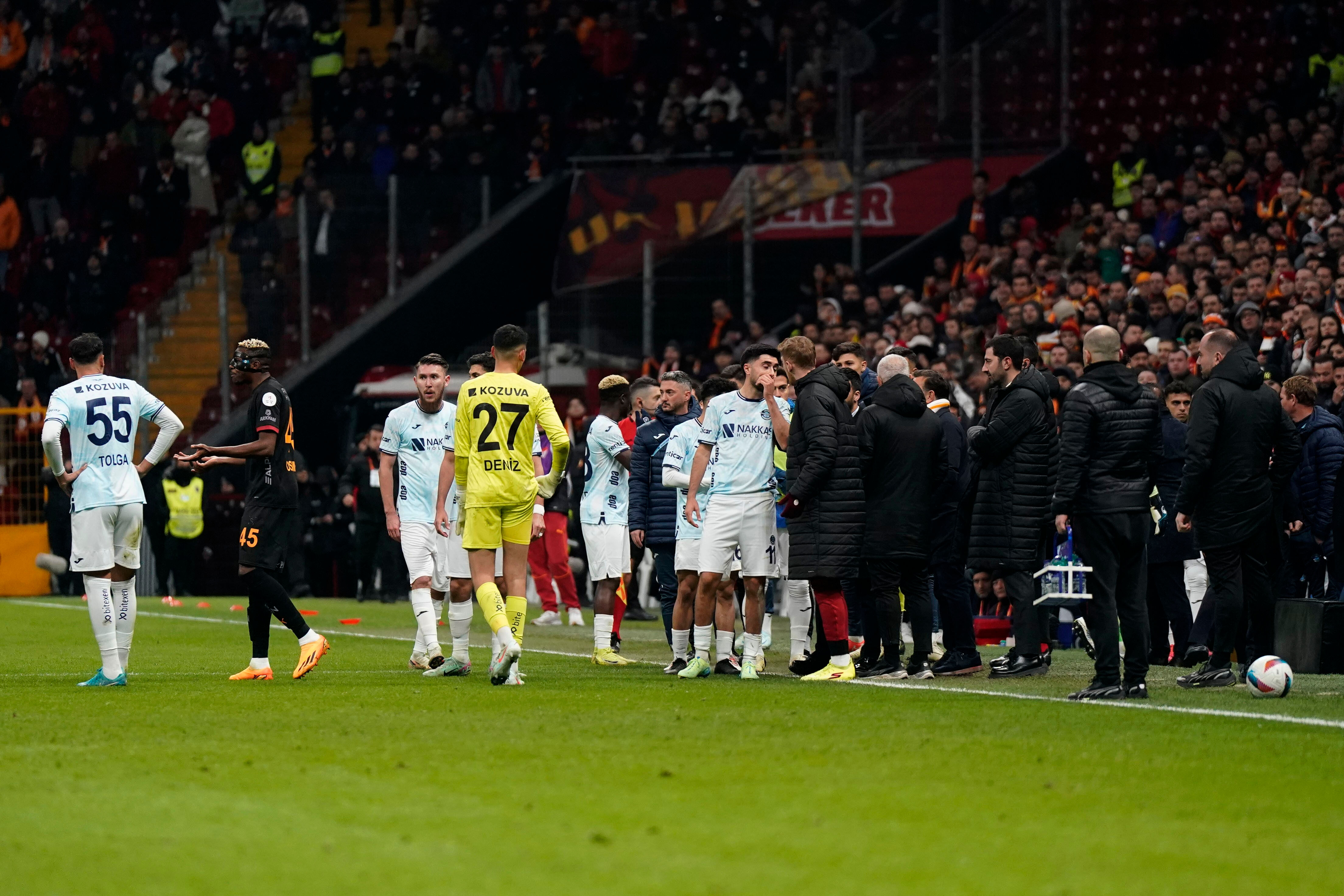 Adana Demirspor'dan gece Galatasaray maçı hakkında açıklama! - 2. Resim