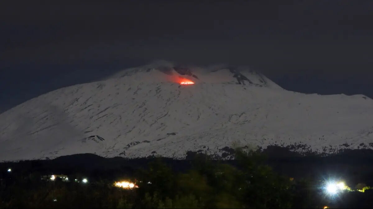 Etna Yanardağı patladı mı? Uzmanlar uyardı! - 1. Resim