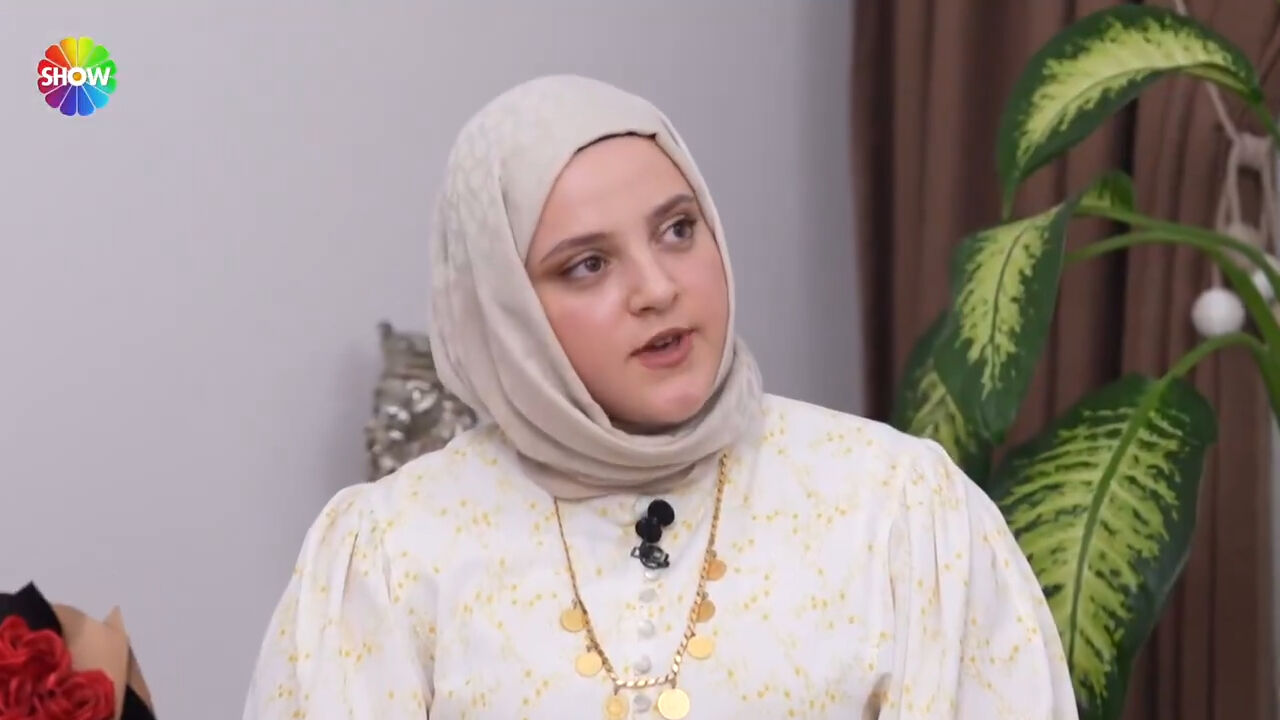 Gelin Evi yarışmasında şoke eden anlar! Kapıyı parçalayıp salona getirdi Gelin Evi yarışmasında şoke eden anlar! Kapıyı parçalayıp salona getirdi - 3. Resim