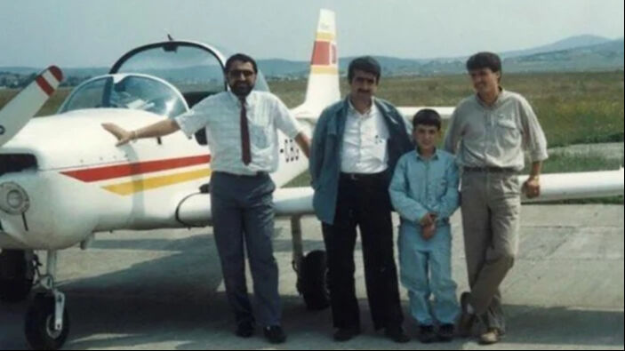 Selçuk Bayraktar kısaca kimdir? Selçuk Bayraktar kısaca kimdir? - 1. Resim