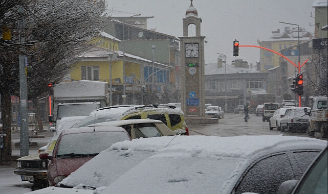 Çorum'da okullar tatil mi? Valilik açıkladı son dakika! - 1. Resim