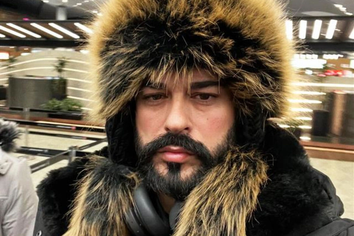 Duyanlar inanmakta zorluk çekti! Burak Özçivit'e dudak uçuklatan teklif! Tam 1 milyon dolar... Duyanlar inanmakta zorluk çekti! Burak Özçivit'e dudak uçuklatan teklif! Tam 1 milyon dolar... tam 1 milyon dolarlık teklif - 3. Resim