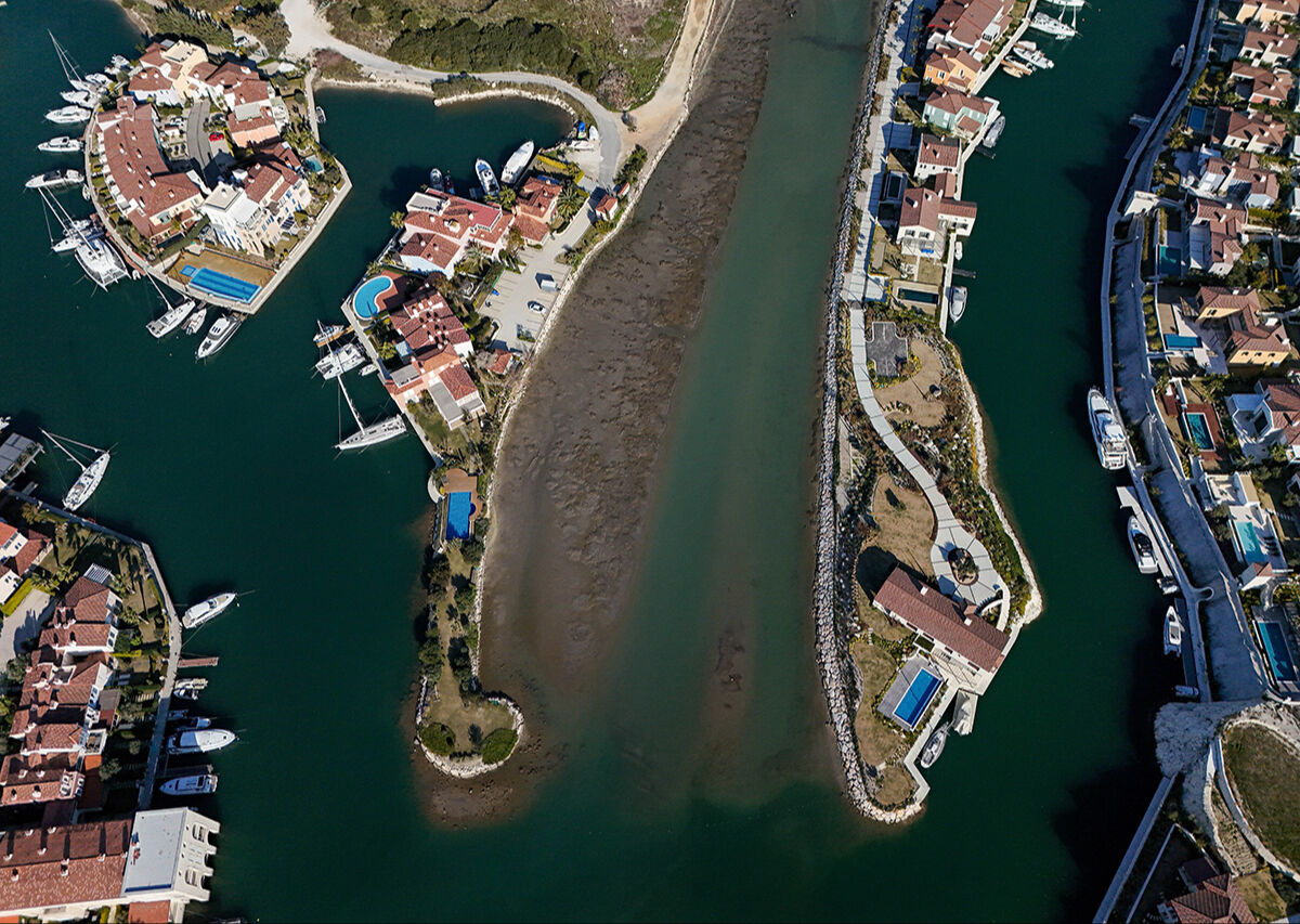 Ege Denizi'nde neler oluyor? Böyle bir şey yıllardır görülmedi... İzmir ve Aydın'da deniz 300 metre çekildi Ege Denizi'nde neler oluyor? Böyle bir şey yıllardır görülmedi... İzmir ve Aydın'da deniz 300 metre çekildi - 3. Resim