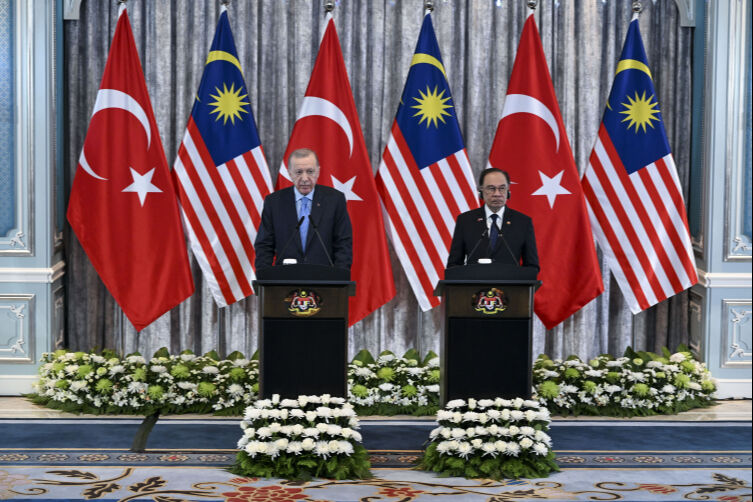 Erdoğan cesaretini ortaya koydu! Malezya ziyaretiyle ilgili gündeme damga vuran değerlendirme Erdoğan cesaretini ortaya koydu! Malezya ziyaretiyle ilgili gündeme damga vuran değerlendirme - 2. Resim
