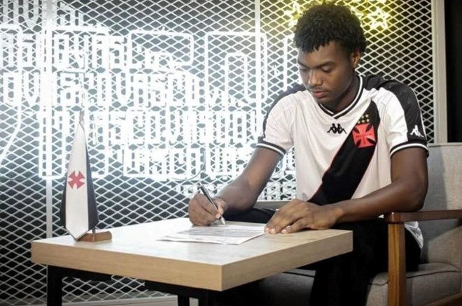 Gabriel Souza sakat mı, Fenerbahçe transferi neden iptal edildi? Gabriel Souza istatistikleri ve piyasa değeri Gabriel Souza sakat mı, Fenerbahçe transferi neden iptal edildi? Gabriel Souza istatistikleri ve piyasa değeri - 2. Resim