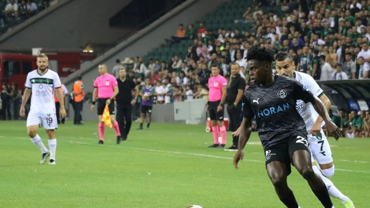 İlk 11 belli oldu! Manisa FK - Kocaelispor maçı hangi kanalda, nerede izlenir, saat kaçta? - 3. Resim