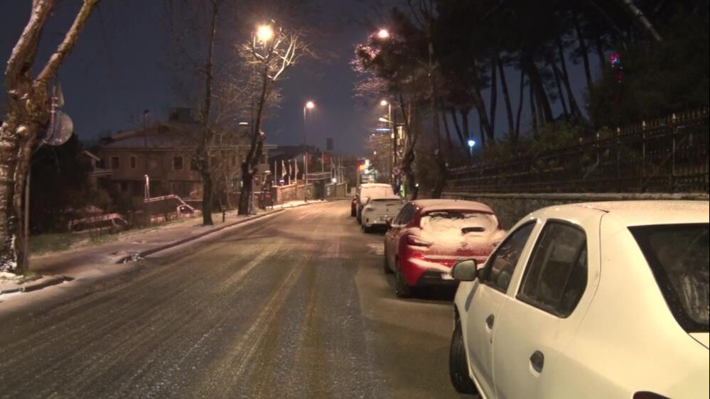 İstanbul’da kuvvetli kar yağışı alarmı! AKOM'dan yeni uyarı var, bugün başlıyor... - 1. Resim