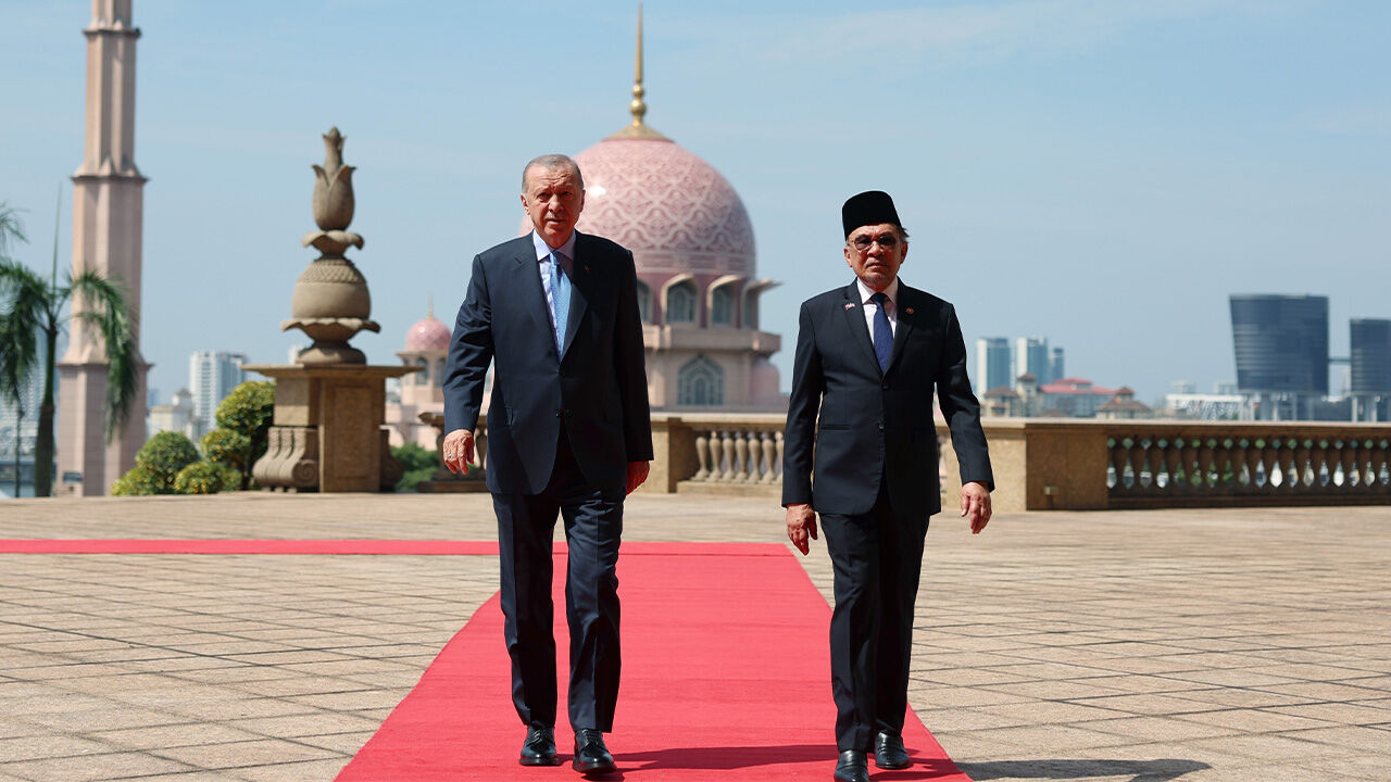 Malezya Başbakanı'ndan Cumhurbaşkanı Erdoğan'a övgü: Müslüman aleminin liderisiniz - 1. Resim