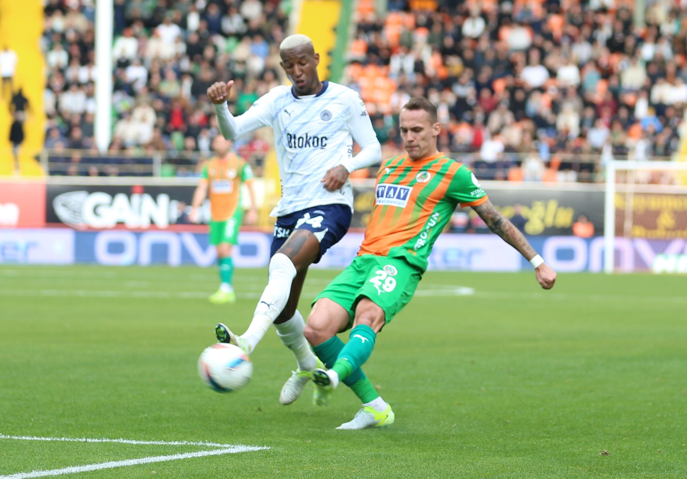 Talisca performansıyla tam not aldı! Performansıyla büyülüyor - 3. Resim