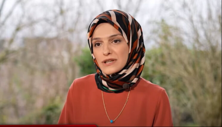 Yemekteyiz Yıldız Güngör kimdir? Zuhal Topal'la Yemekteyiz Yemekteyiz Yıldız Güngör kimdir? Zuhal Topal'la Yemekteyiz - 1. Resim