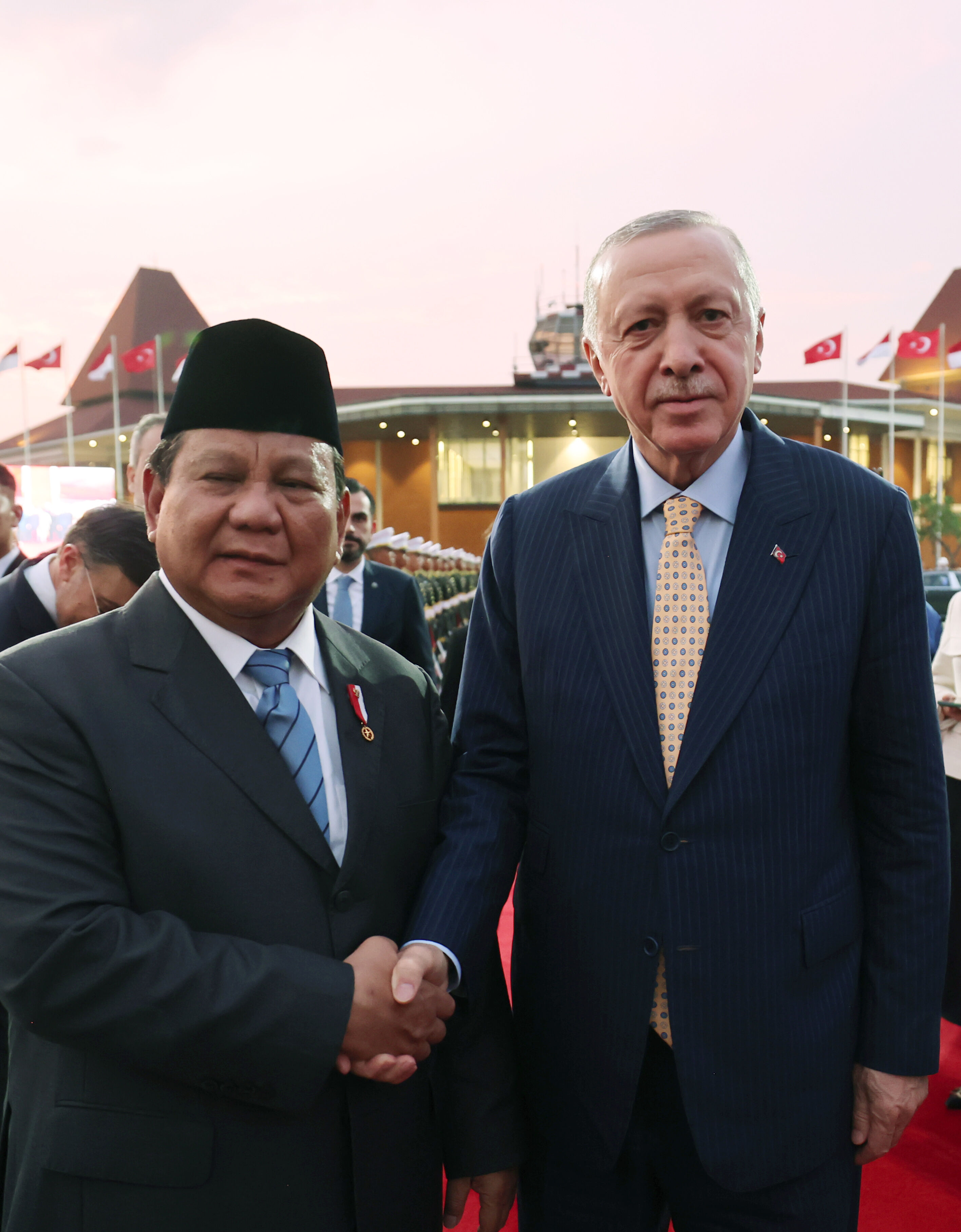 Erdoğan'ın tarihi rolüne vurgu! Barışın anahtarı Türkiye'de - 2. Resim