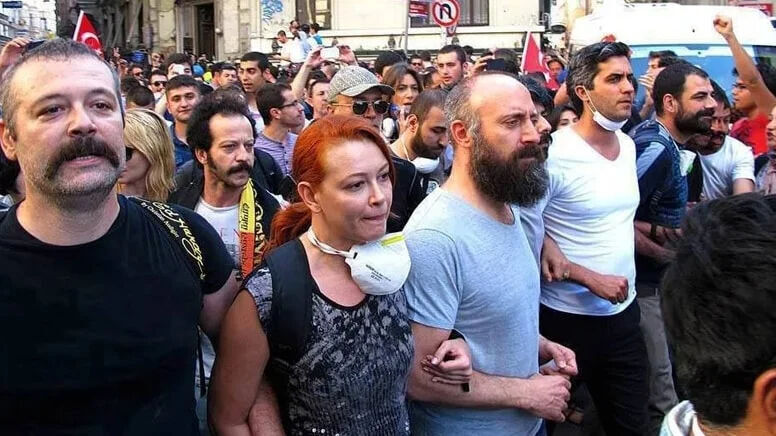 Halit Ergenç ve Rıza Kocaoğlu'ndan 'Gezi Parkı' ifadesi! Aylık gelirini duyanlar kulaklarına inanamadı - 7. Resim