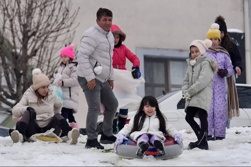 İstanbul'da yarın okullar tatil mi? Kar yağışı hızlandı, 13 Şubat Perşembe kar tatili için gözler valiliğe çevrildi! - 3. Resim
