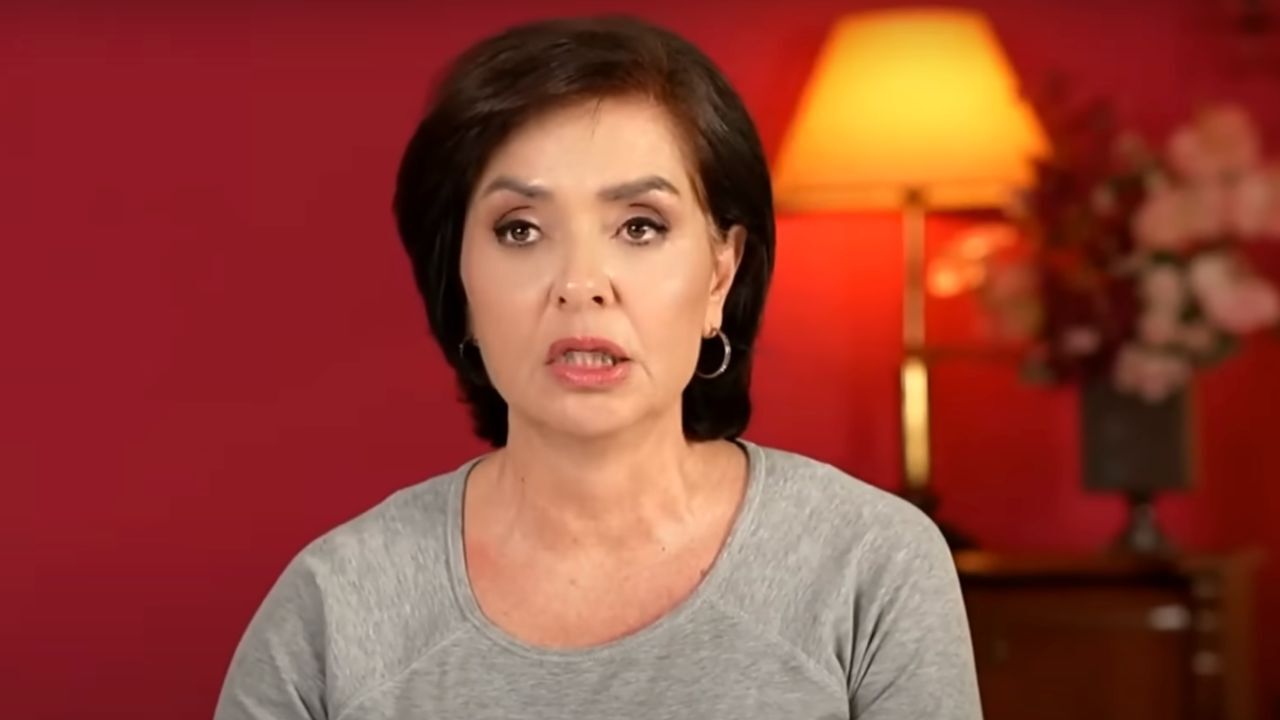 Özlem Gürses kimdir, neden ceza aldı? Ev hapsi cezası kaldırıldı! Özlem Gürses kimdir, neden ceza aldı? Ev hapsi cezası kaldırıldı!