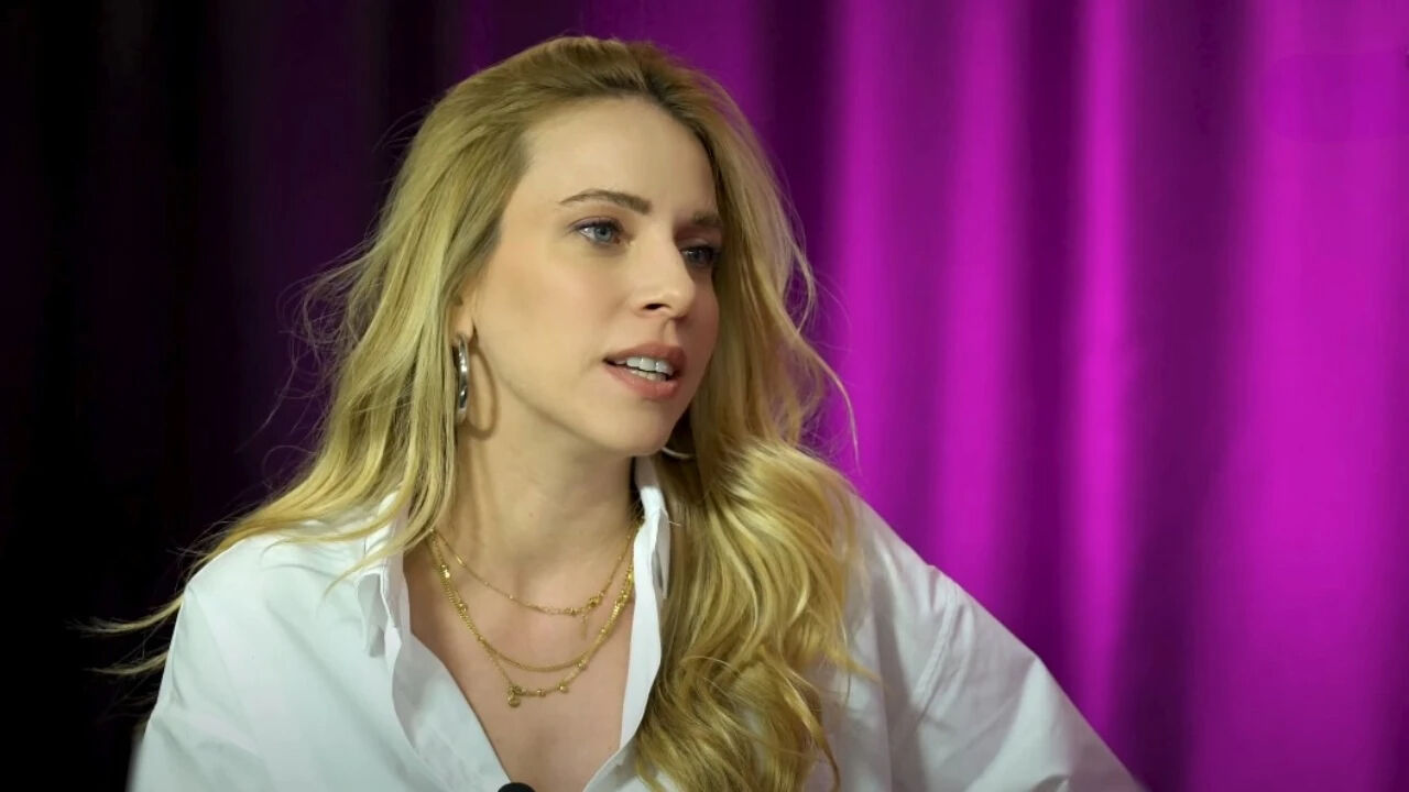 Ünlü oyuncu Melis İşiten'in acı günü! O sözlerde duyurdu - 3. Resim